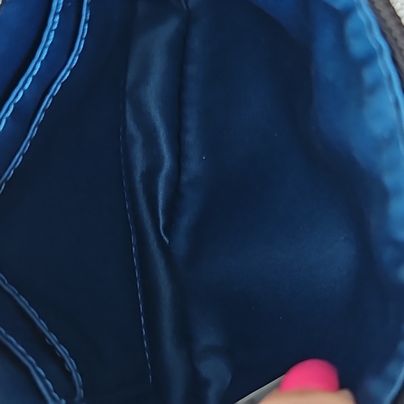 Coach wristlet - Picture 5 of 9